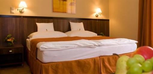 фото отеля Jankovich Kuria Wellness Hotel