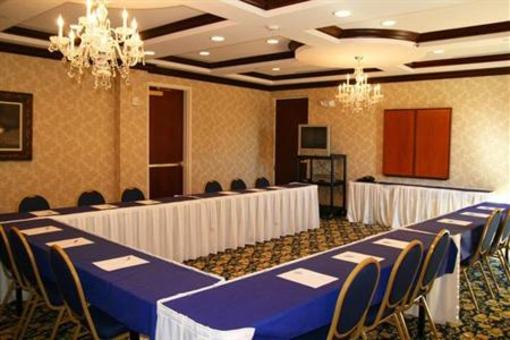 фото отеля Hampton Inn & Suites Wellington