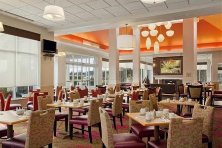 фото отеля Hilton Garden Inn Islip MacArthur Airport