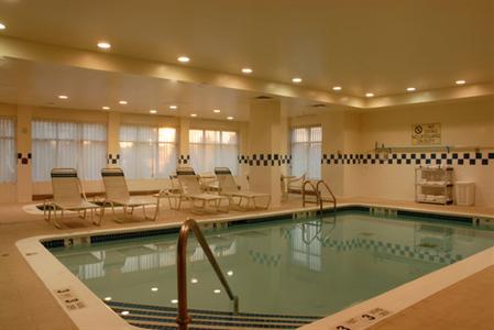 фото отеля Hilton Garden Inn Islip MacArthur Airport