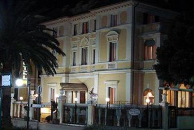 фото отеля Ena Arenzano Hotel