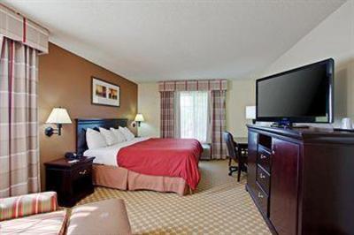фото отеля Country Inn & Suites Asheville at Biltmore Square