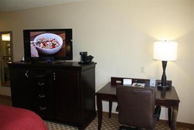 фото отеля Country Inn & Suites Asheville at Biltmore Square