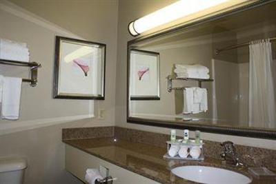 фото отеля Country Inn & Suites Asheville at Biltmore Square