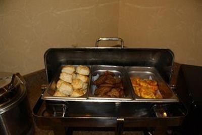 фото отеля Country Inn & Suites Asheville at Biltmore Square