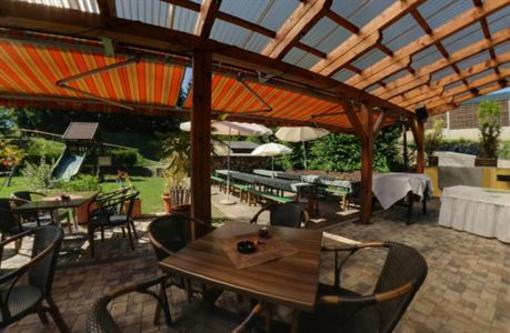 фото отеля Karnischer Hof Familien Erlebnishotel Sankt Stefan im Gailtal