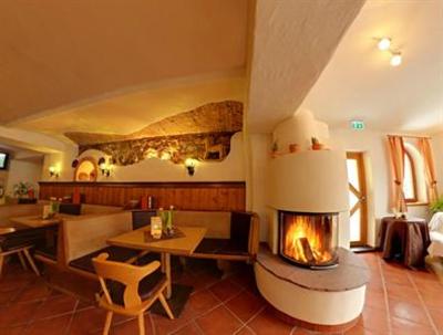 фото отеля Karnischer Hof Familien Erlebnishotel Sankt Stefan im Gailtal