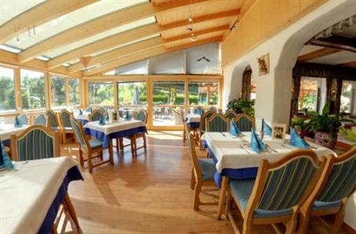фото отеля Karnischer Hof Familien Erlebnishotel Sankt Stefan im Gailtal
