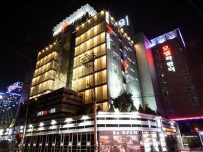 фото отеля Film 37.2 Hotel Suwon