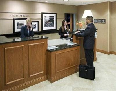 фото отеля Hampton Inn & Suites Tulare