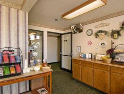 фото отеля Fort Morgan Super 8 Motel