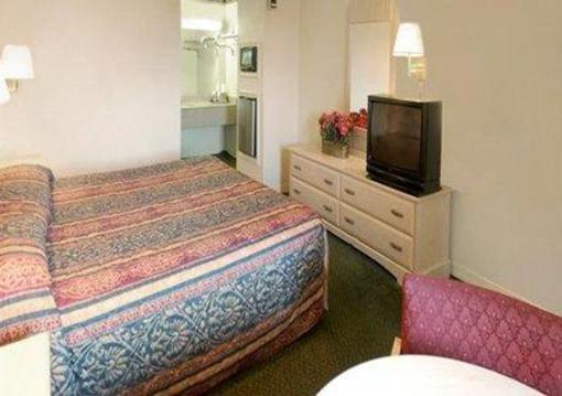 фото отеля Econo Lodge Pearl