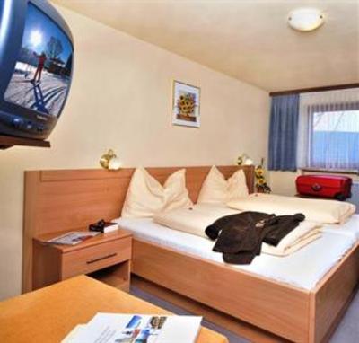 фото отеля Hotel Gasthof Hirschenwirt