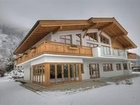 Chalet Apartment Ski and Golf by Kaprun Rentals