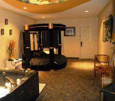 фото отеля Americas Best Value Platinum Inn & Suites