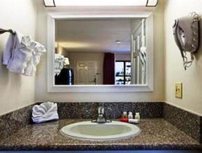 фото отеля Ramada Oceanside