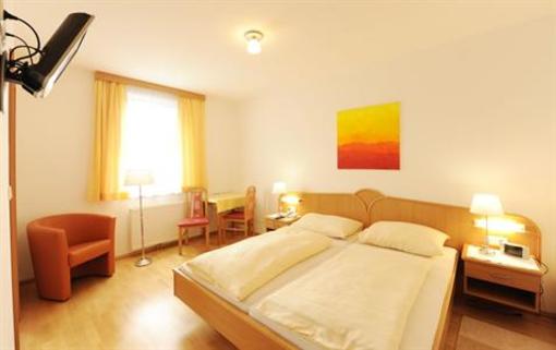 фото отеля Hotel Zum Goldenen Engel