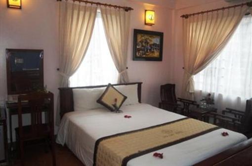 фото отеля Holiday Diamond Hotel