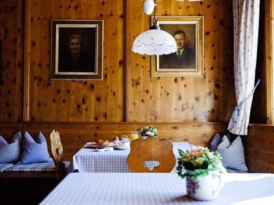 фото отеля Hotel Waldhof Fulpmes