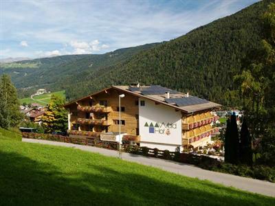 фото отеля Hotel Waldhof Fulpmes