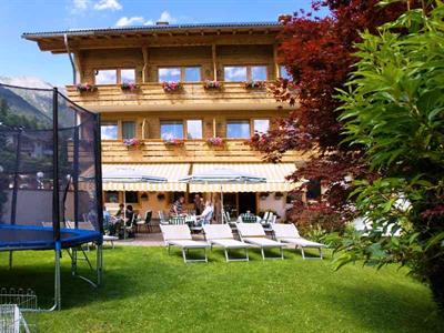 фото отеля Hotel Waldhof Fulpmes