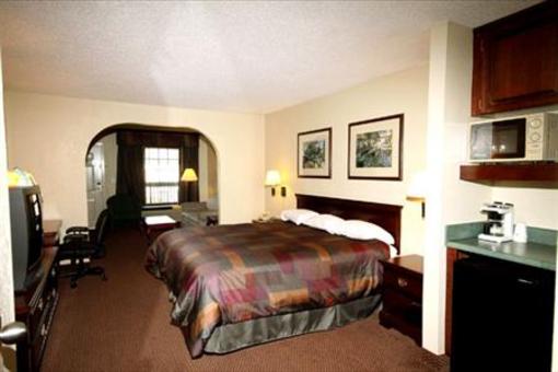 фото отеля Gateway Inn and Suites