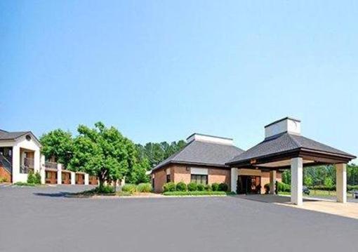 фото отеля Quality Inn Sanford (North Carolina)