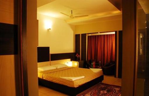 фото отеля Hotel Sun Park Puducherry
