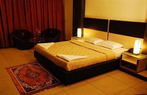 фото отеля Hotel Sun Park Puducherry