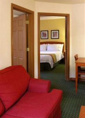 фото отеля TownePlace Suites Chesapeake