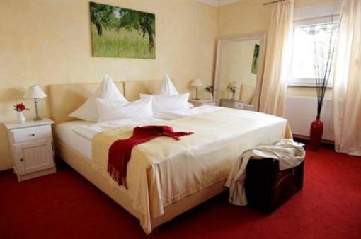 фото отеля Hotel Villa Verde Dusseldorf