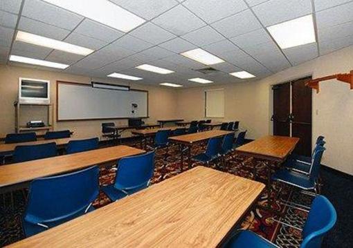 фото отеля Comfort Inn Hall of Fame Canton (Ohio)