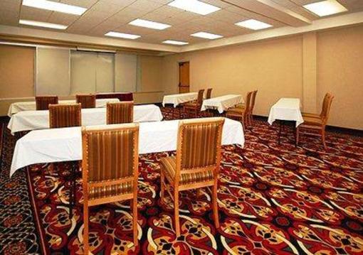 фото отеля Comfort Inn Hall of Fame Canton (Ohio)