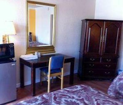 фото отеля Holiday Motel Fresno