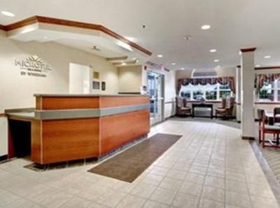 фото отеля Microtel Inn & Suites Bridgeport