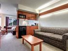 фото отеля Microtel Inn & Suites Bridgeport