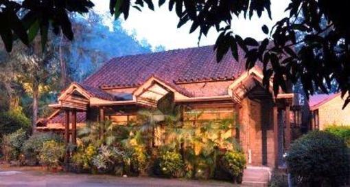 фото отеля Corbett Hideaway Hotel Ramnagar