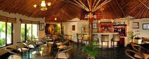 фото отеля Corbett Hideaway Hotel Ramnagar