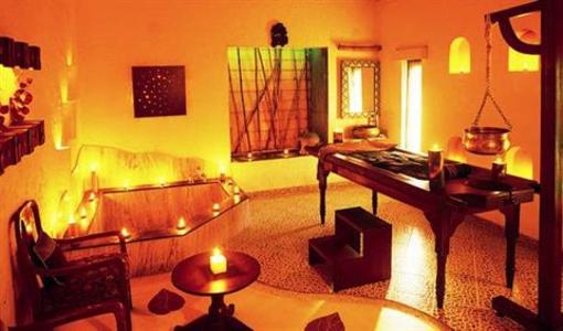 фото отеля Corbett Hideaway Hotel Ramnagar