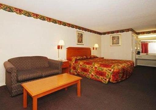 фото отеля Econo Lodge - Montgomery Troy Hwy.