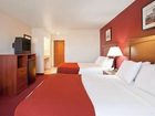 фото отеля Holiday Inn Express Watertown