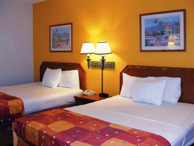 фото отеля La Quinta Inn Orlando - Universal Studios