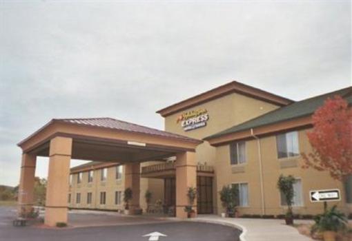 фото отеля Holiday Inn Express Hotel & Suites Salamanca