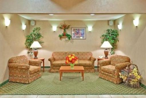 фото отеля Holiday Inn Express Hotel & Suites Salamanca