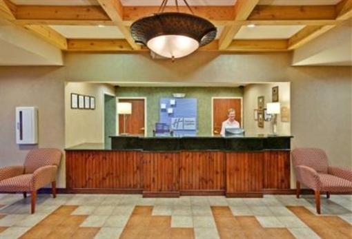 фото отеля Holiday Inn Express Hotel & Suites Salamanca
