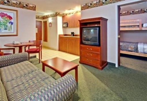 фото отеля Holiday Inn Express Hotel & Suites Salamanca