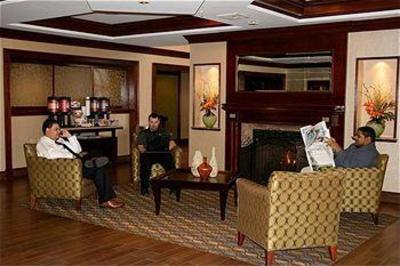 фото отеля Hampton Inn Linden