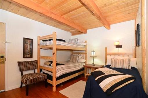 фото отеля BEST WESTERN Lodge at Nederland