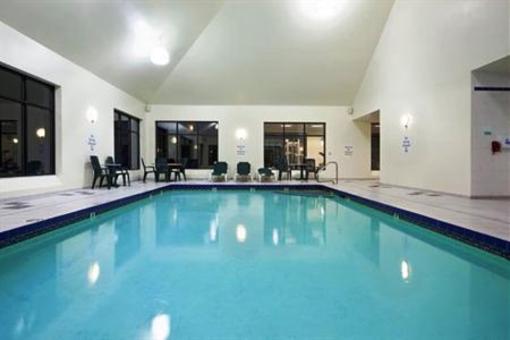 фото отеля Holiday Inn Hotel & Suites Boston Peabody