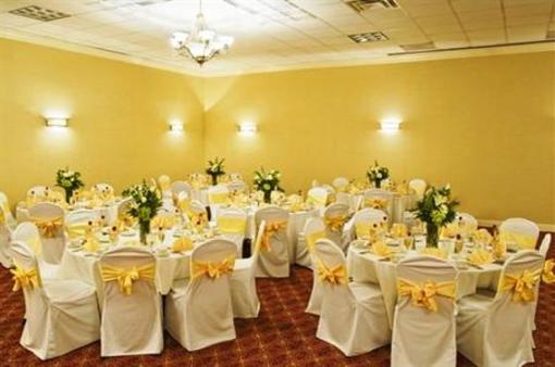 фото отеля Holiday Inn Hotel & Suites Boston Peabody